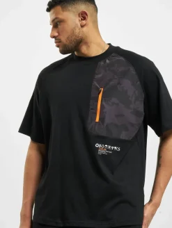 T-Shirts & Tank Tops*CAYLER & SONS Mntn Camo Pocket Raglan Box Tee schwarz/mc