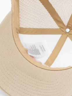 Caps & Mützen*DWD! Studioz DWD Studioz Unisex Ipanema Trucker-Cap mit großer Stickerei Sommer-Cap für Damen oder Herren Hell-Beige