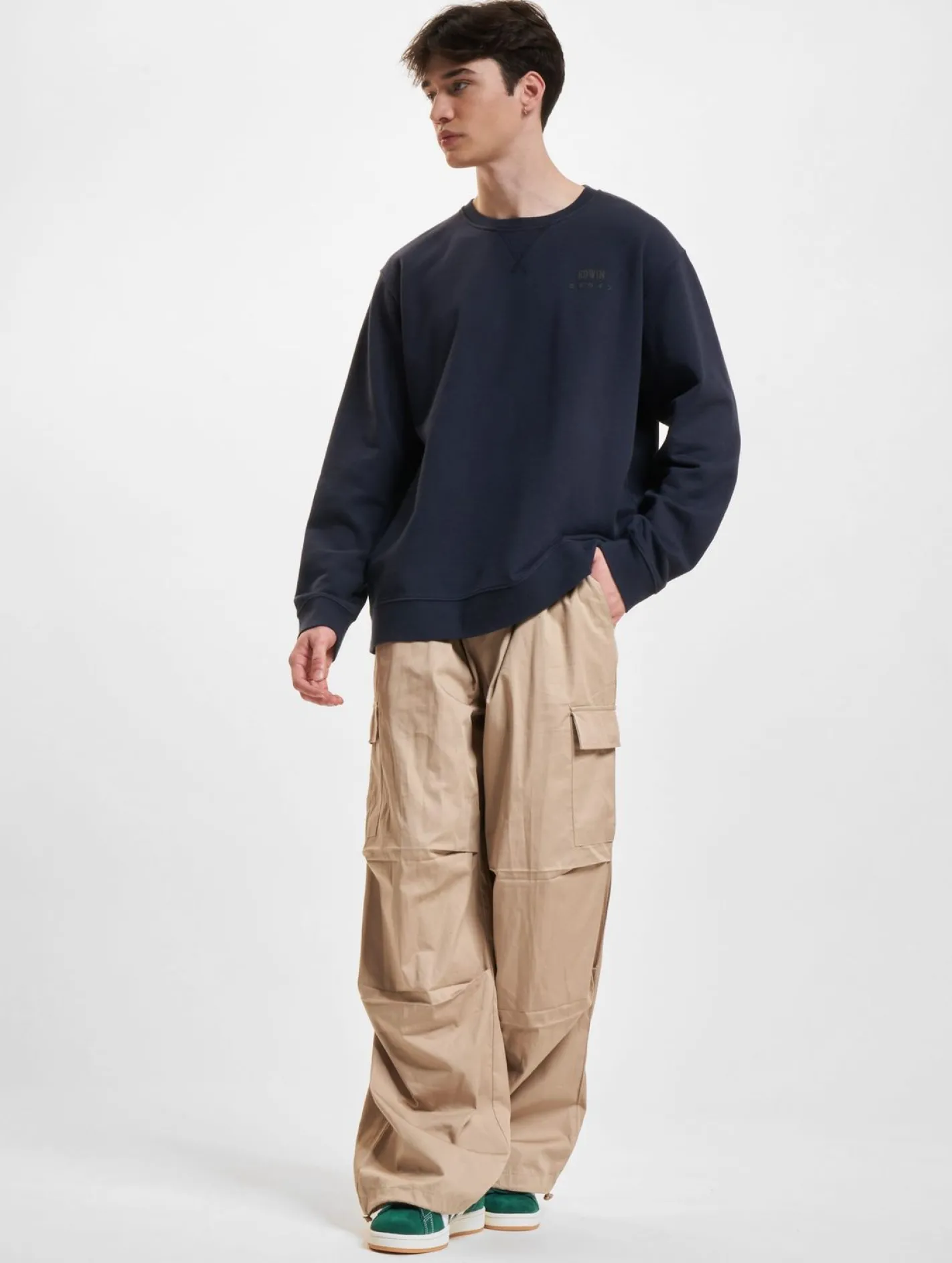 Pullover & Sweater*EDWIN Base Crew-Pullover in Marineblau