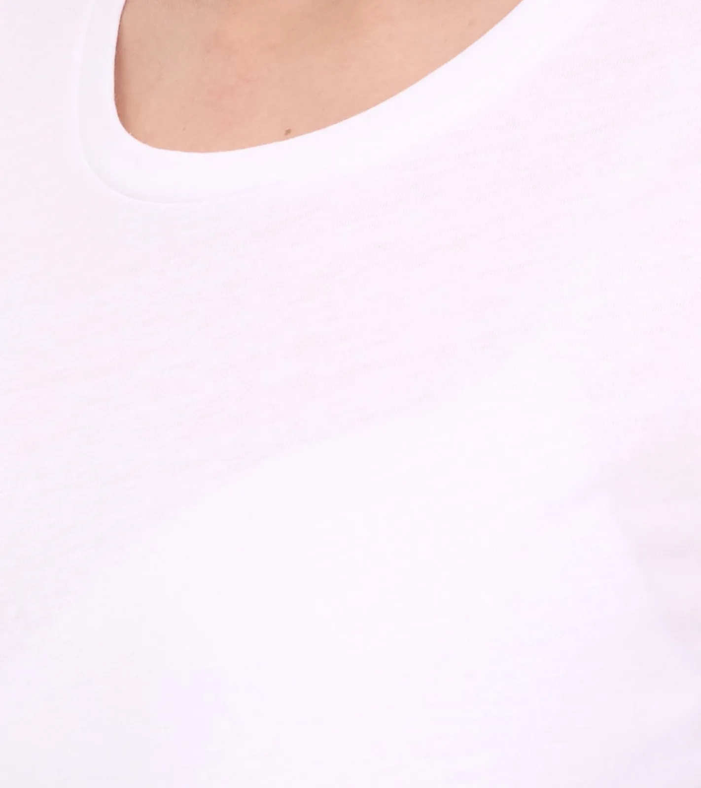 Tops & T-Shirts*Elevate Heros Damen T-Shirt auch in 4XL schlichtes Baumwoll-Shirt 150 g/m2 Basic-Shirt Unterzieh-Shirt 3802901 Weiß