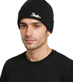 Caps & Mützen*BioworldMerch Fender Beanie mit Metall-Logo Strick-Mütze vom bekannten Gitarren-Hersteller Fan-Beanie KC230303FEN Schwarz