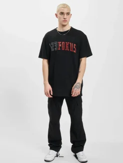 T-Shirts & Tank Tops*Fokus x Def College T-Shirt schwarz