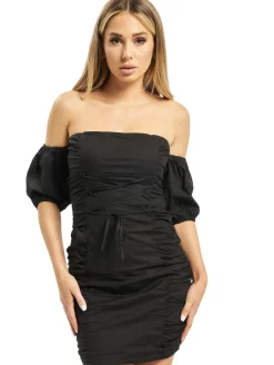 Kleider*Missguided Gerüschtes Kleid aus Baumwollpopeline in Schwarz