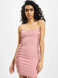 Kleider*Missguided Minikleid aus Scuba-Crêpe mit seitlichen Rüschen in Rosa