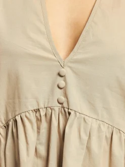 Kleider*Missguided Popeline-Hängerkleid mit V-Ausschnitt und Knopfleiste vorne, Braun