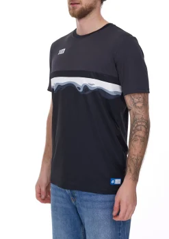 T-Shirts & Tank Tops|Sportoberbekleidung*Outfitter OCEAN FABRICS TAHI Herren nachhaltiges Training-Shirt mit Mesh-Einsätzen Fitness-Shirt Kurzarm-Shirt OUT-M-1021-OTW-61 Schwarz