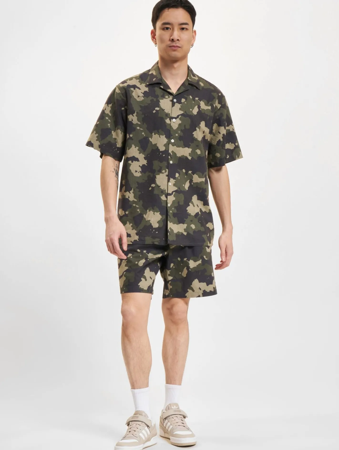 Shorts & Bermudas*REDEFINED REBEL Calum Shorts Armee-Camouflage