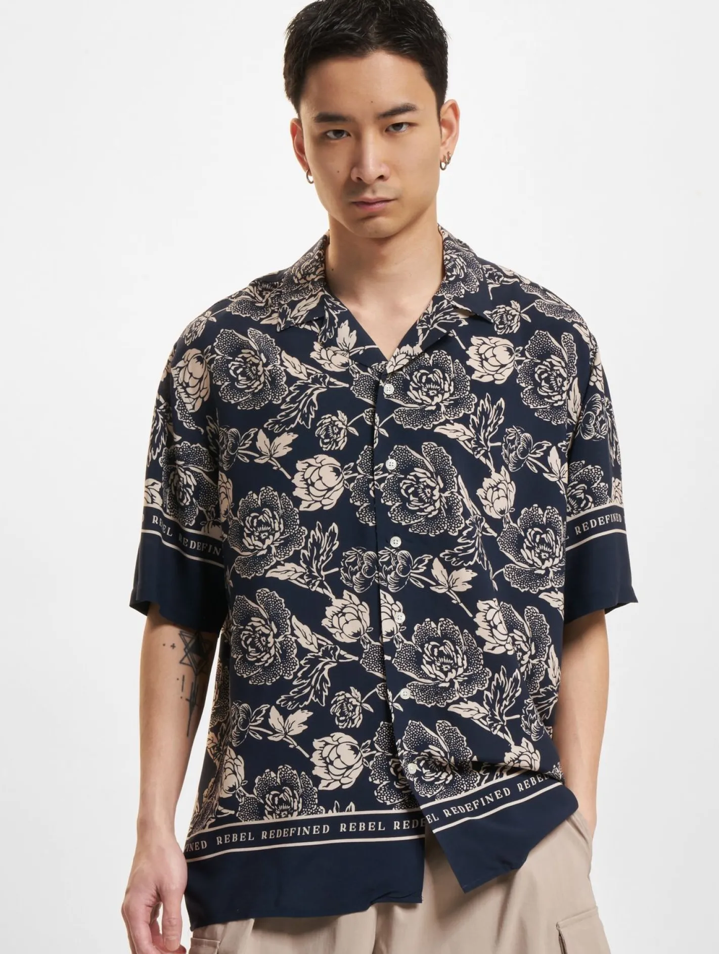 Hemden & Poloshirts*REDEFINED REBEL Dave Hemden navy flower