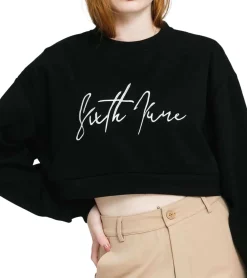 Sweater & Pullover*Sixth June Signature Damen Cropped-Pullover mit großer Signatur-Stickerei Rundhals-Sweater 32557 Schwarz