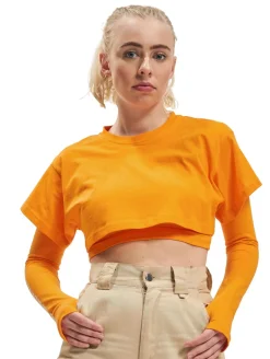Tops & T-Shirts*The Couture Club  Crop-Top mit mehrlagigem Gothic-Print in Orange