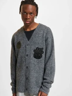 Sweater & Pullover|Pullover & Sweater*Wood Wood Leo Longhair Patch Cardigan Strickjacke charcoal